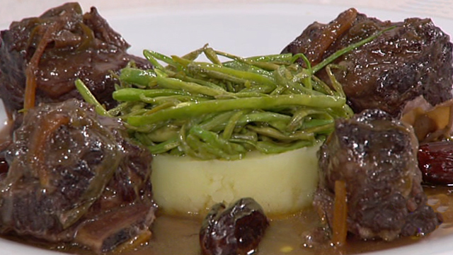 Saber cocinar - Falda de ternera estofada con d&aacute;tiles (04/05/11)