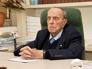 Ver v&iacute;deo  'Fallece Manuel Fraga a los 89 a&ntilde;os'