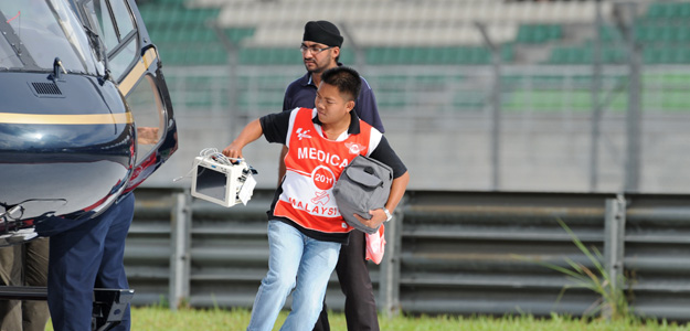 Fallece Marco Simoncelli en un trágico accidente Fallece Marco Simoncelli en un trágico accidente