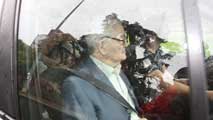 Ir al Video&nbsp;Los familiares de Bret&oacute;n se niegan a declarar, excepto su cu&ntilde;ado