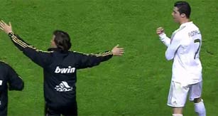 Ver v&iacute;deo  'Los feos gestos de Cristiano'