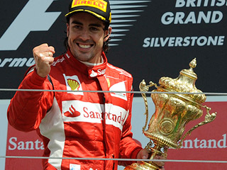 Ver v&iacute;deo  'Fernando Alonso gana en Silverstone'