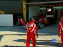 Ir al Video&nbsp;Fernando Alonso prueba los neum&aacute;ticos