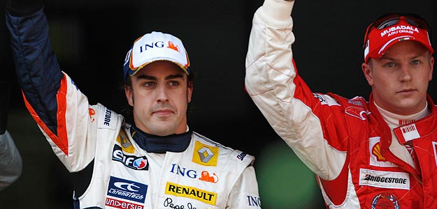 Fernando Alonso (Renault) y Kimi Raikkonen (Ferrari), en el circuito de Montmeló en 2008. Fernando Alonso (Renault) y Kimi Raikkonen (Ferrari), en el circuito de Montmeló en 2008.