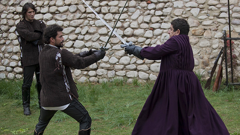 Isabel - Fernando choca con Carrillo