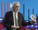 TRUEBA RECIBE LA MEDALLA DE ORO EN LOS XVII PREMIOS JOS&Eacute; MAR&Iacute;A FORQU&Eacute;