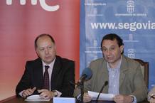 El director de RNE, Benigno Moreno, y el alcalde de Segovia, Miguel Arahuetes.