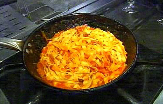 Espa&ntilde;a Directo - Fetuchini con bacon y tomate