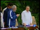 Ir al Video&nbsp;Fidel Castro acude a la elecci&oacute;n de su hermano Ra&uacute;l como nuevo l&iacute;der del partido