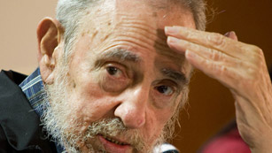 Fidel Castro reaparece un a�o despu�s