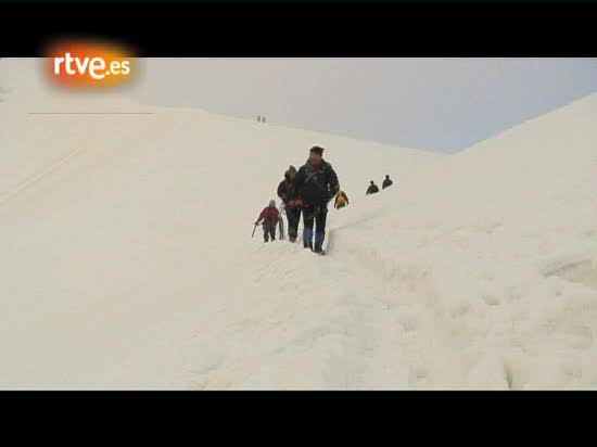 Al filo - Al filo, rumbo al Cho Oyu