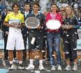 La foto de los campeones y los subcampeones junto al pr&iacute;ncipe Felipe: Nadal, Federer, Safina y Wozniacki.