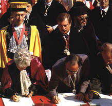Firma de la Charta Magna Universitas Firma de la Charta Magna Universitas