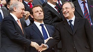 Ver v&iacute;deo  'Florentino felicita al Bar&ccedil;a'