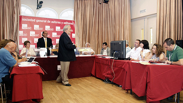 Fofo faciliada por la SGAE que muestra un momento de la jornada para elegir a la Junta Directiva Fofo faciliada por la SGAE que muestra un momento de la jornada para elegir a la Junta Directiva