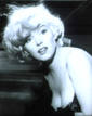 Fotograma de Marilyn Monroe del trailer de la pel&iacute;cula Con faldas y a lo loco, 1959.