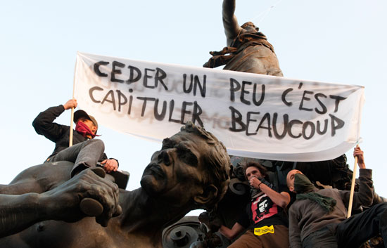 Francia vive la m�s importante movilizaci�n ciudadana contra la pol�tica econ�mica desde que Sarkozy lleg� al El�seo