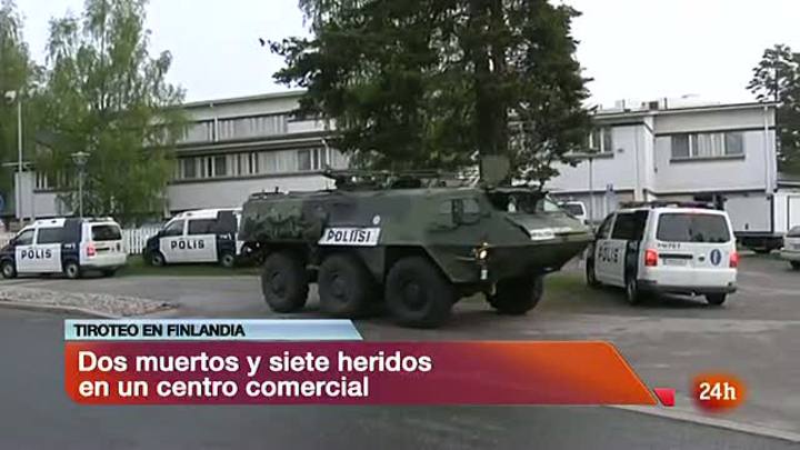 Ir al Video&nbsp;Un francotirador de 18 a&ntilde;os apostado en un tejado mata a dos personas en Finlandia