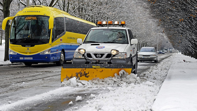 El fr�o y la nieve ti�en gran parte del pa�s