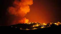 Ir al Video&nbsp;El fuego obliga a desalojar a m&aacute;s de 4.500 vecinos en La Gomera