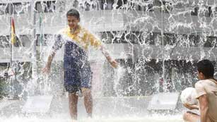 Ver v&iacute;deo  'Fuerte ola de calor en todo el p&aacute;is'