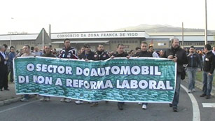 Ver v&iacute;deo  'Fuerte seguimiento de la huelga en el sector industrial'