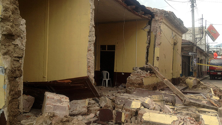 Al menos 39 muertos y más de 100 desaparecidos en Guatemala por un fuerte terrremoto