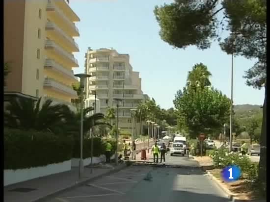 Las fuerzas de seguridad contin�an buscando a los autores del atentado de Calvi�