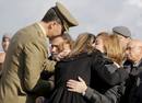 Los Pr&iacute;ncipes de Asturias consuelan a las viudas de los dos militares fallecidos en el atentado de Afganist&aacute;n.
