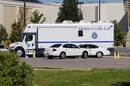 FURG&Oacute;N DE CRIMINAL&Iacute;STICA APARCADO EN EL LUGAR DEL TIROTEO DE DENVER
