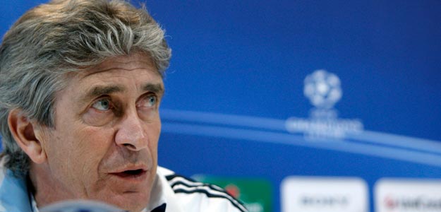 El t&eacute;cnico chileno del Real Madrid, Manuel Pellegrini, durante la rueda de prensa