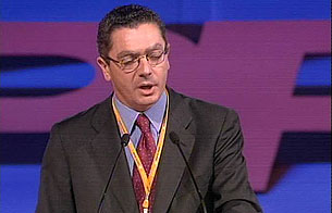 Ver v&iacute;deo  'Gallard&oacute;n hace un llamamiento a la autocr&iacute;tica en el Congreso de 2004'