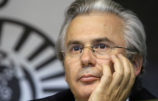 Garz&oacute;n renuncia seguir con la investigaci&oacute;n de la Guerra Civil