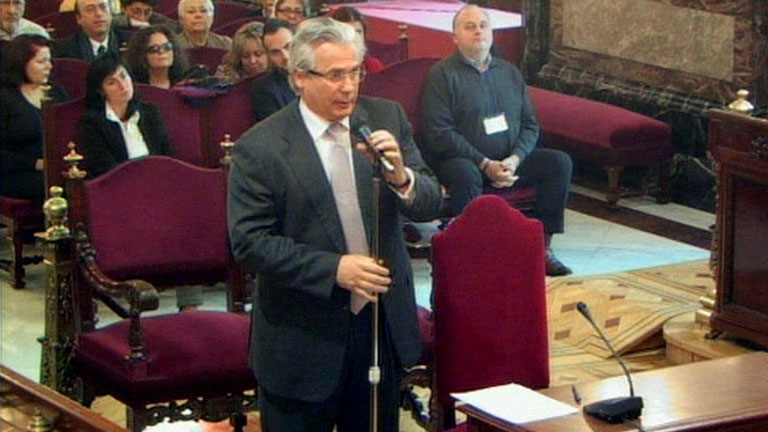 Garz&oacute;n defiende la legalidad de sus actos