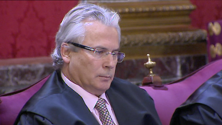Segunda causa contra Garz&oacute;n, acusado de prevaricaci&oacute;n por investigar los cr&iacute;menes del franquismo