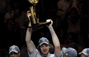 Ver v&iacute;deo  'Gasol ya tiene su anillo'