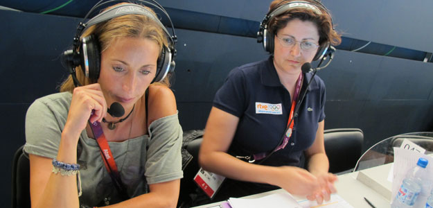 Gemma Mengual y Julia Luna