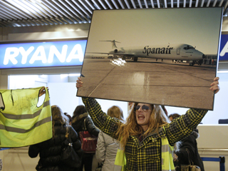Ver v&iacute;deo  'La Generalitat dar&aacute; explicaciones en el Parlament de Catalu&ntilde;a sobre el cierre de Spanair'