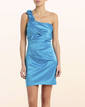 Vestido azul asim&eacute;trico de raso. Es del El corte ingl&eacute;s. 39,95&euro;