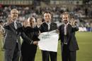 Los equipos de la Liga de f&uacute;tbol han querido aportar su granito de arena exhibiendo pancartas y camisetas en los terrenos de juego.