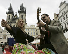 Gitanos Bailando durante el festival Romaní Gitanos Bailando durante el festival Romaní