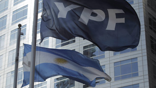 Ver v&iacute;deo  'El Gobierno argentino resta importancia a las represalias espa&ntilde;olas y europeas por YPF'