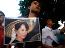 Ir al Video&nbsp;El gobierno birmano podr&iacute;a poner en libertad a Aung San Suu Kyi