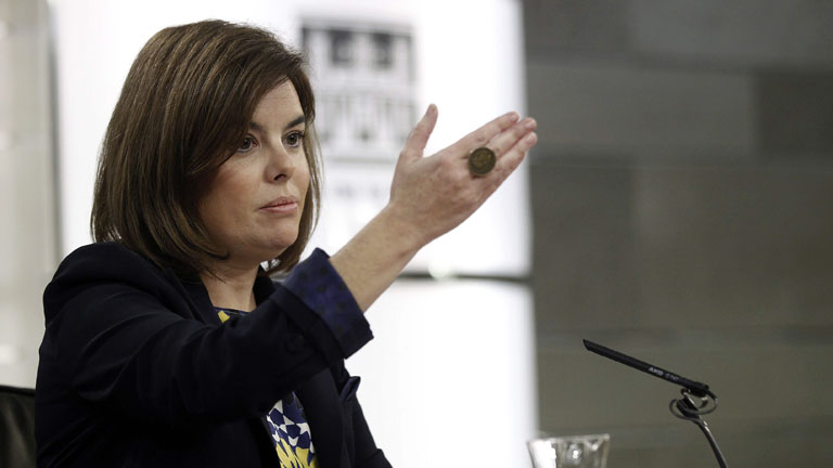 El Gobierno llevar&aacute; al Constitucional a Monago si paga la extra de Navidad a sus funcionarios