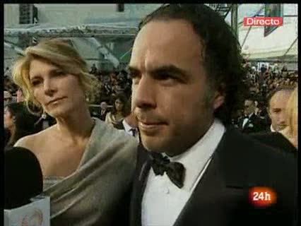Ver v&iacute;deo  'Gonz&aacute;lez I&ntilde;&aacute;rritu defiende 'Biutiful' en la alfombra roja'