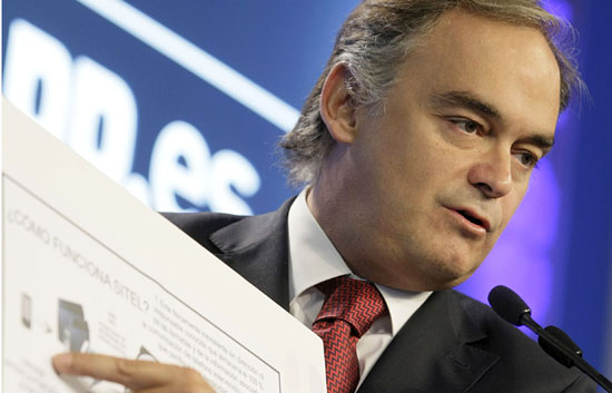 Gonz&aacute;lez Pons tacha de mentiroso a Rubalcaba y le recuerda que  aunque el PP encarg&oacute; el SITEL no se us&oacute; porque era ilegal