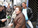 Gloria es una de las agraciadas con el 70.013, que se han acercado a la administraci&oacute;n.
