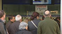 Ir al Video&nbsp;El Gordo de Navidad impulsa la compra de boletos para la loter&iacute;a de El Ni&ntilde;o, que no estar&aacute; libre de impuestos por primera vez