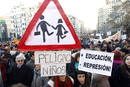 UNA GRAN MARCHA REIVINDICA UNA EDUCACI&Oacute;N P&Uacute;BLICA DE CALIDAD EN VALENCIA