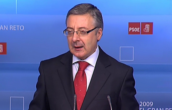 Sabor agridulce para el Secretario General del PSOE tr&aacute;s los resultados dispares en Galicia y Euskadi.